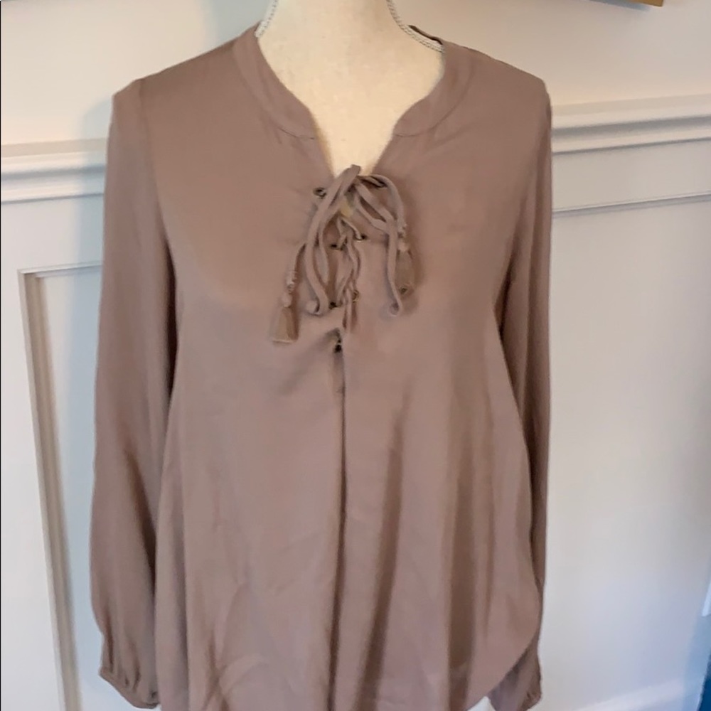 Blouse with lace up detail